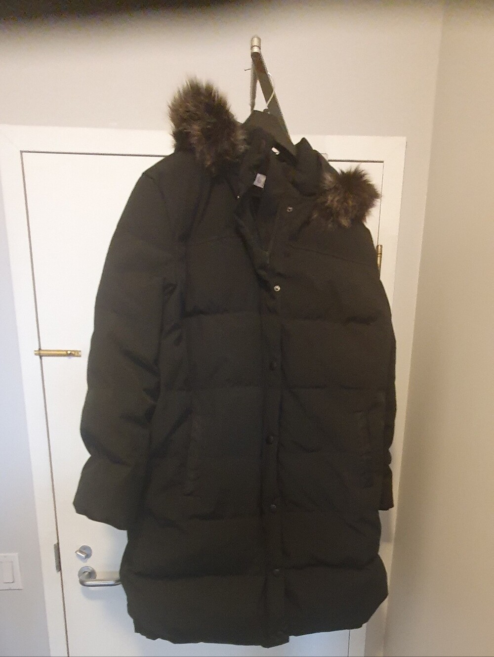Cleo Women's Black Long Down Puffer Coat with Faux Fur Hood Trim